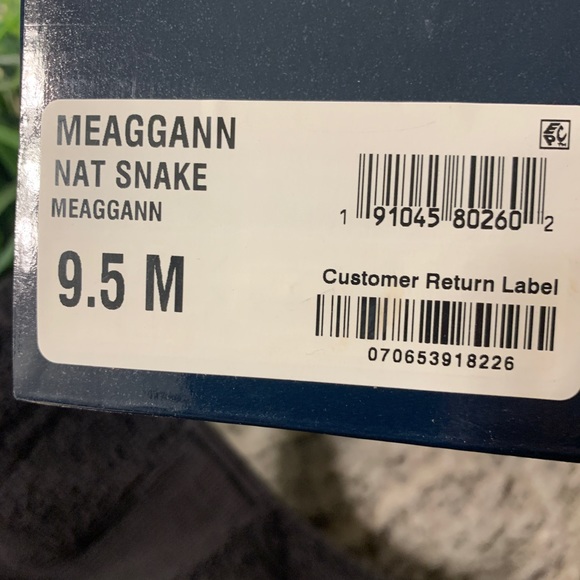 Karen Scott pumps cream snakeskin (size 9.5) 3” heel - Picture 5 of 6